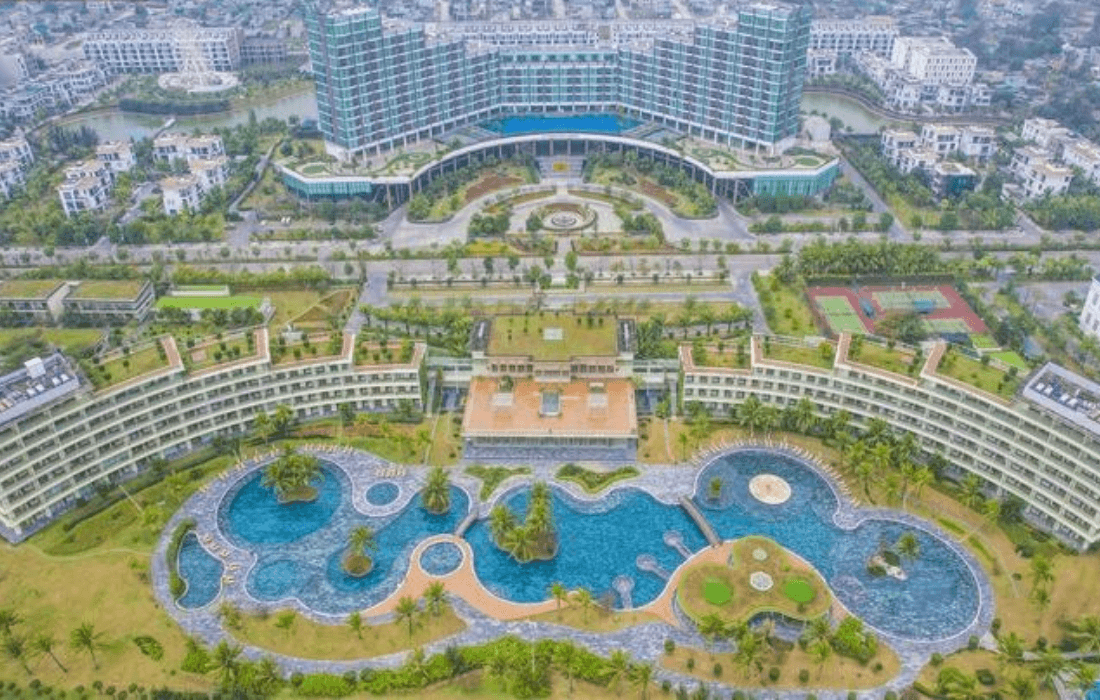 Toàn cảnh bể bơi nước mặn lớn nhất Đông Nam Á ở FLC Sầm Sơn