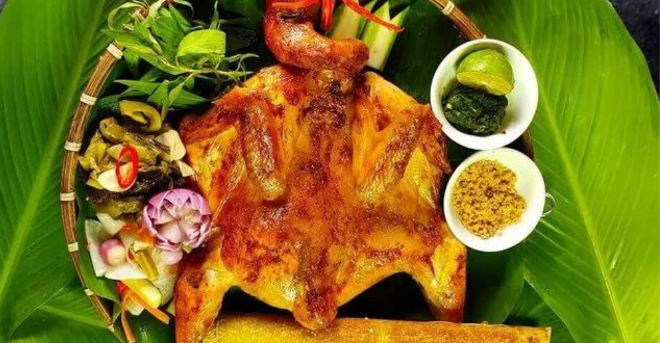 Đặc sản Pù Luông thịt gà đồi