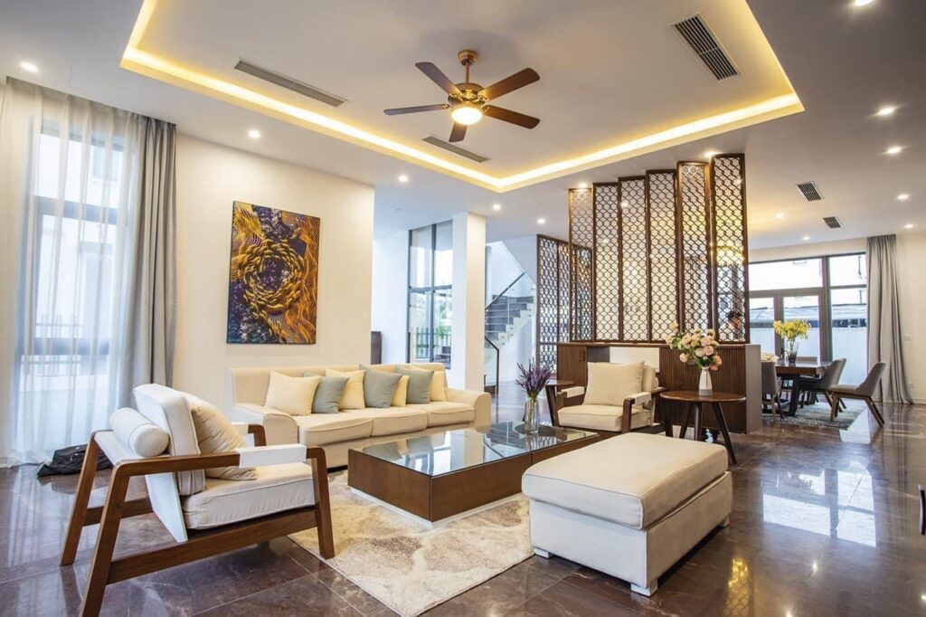 Grand Villa BT34.05 nổi bật với phòng khách sang trọng rộng rãi